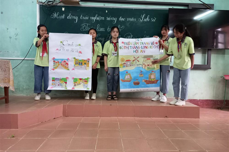 Nhóm 1 lớp 7B thuyết trình sản phẩm